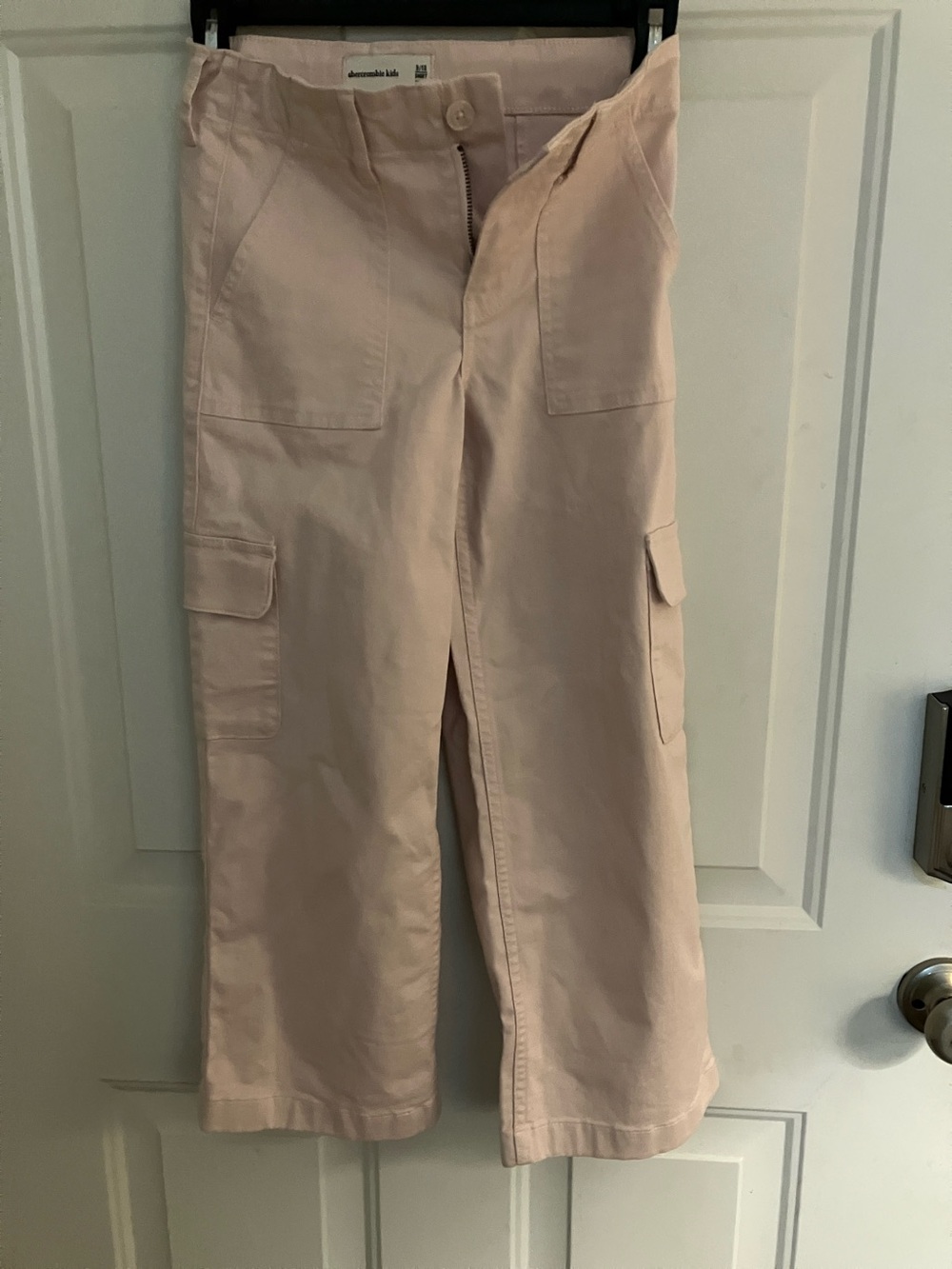 abercrombie kids Pale Pink Cargo Pants Size 9/10